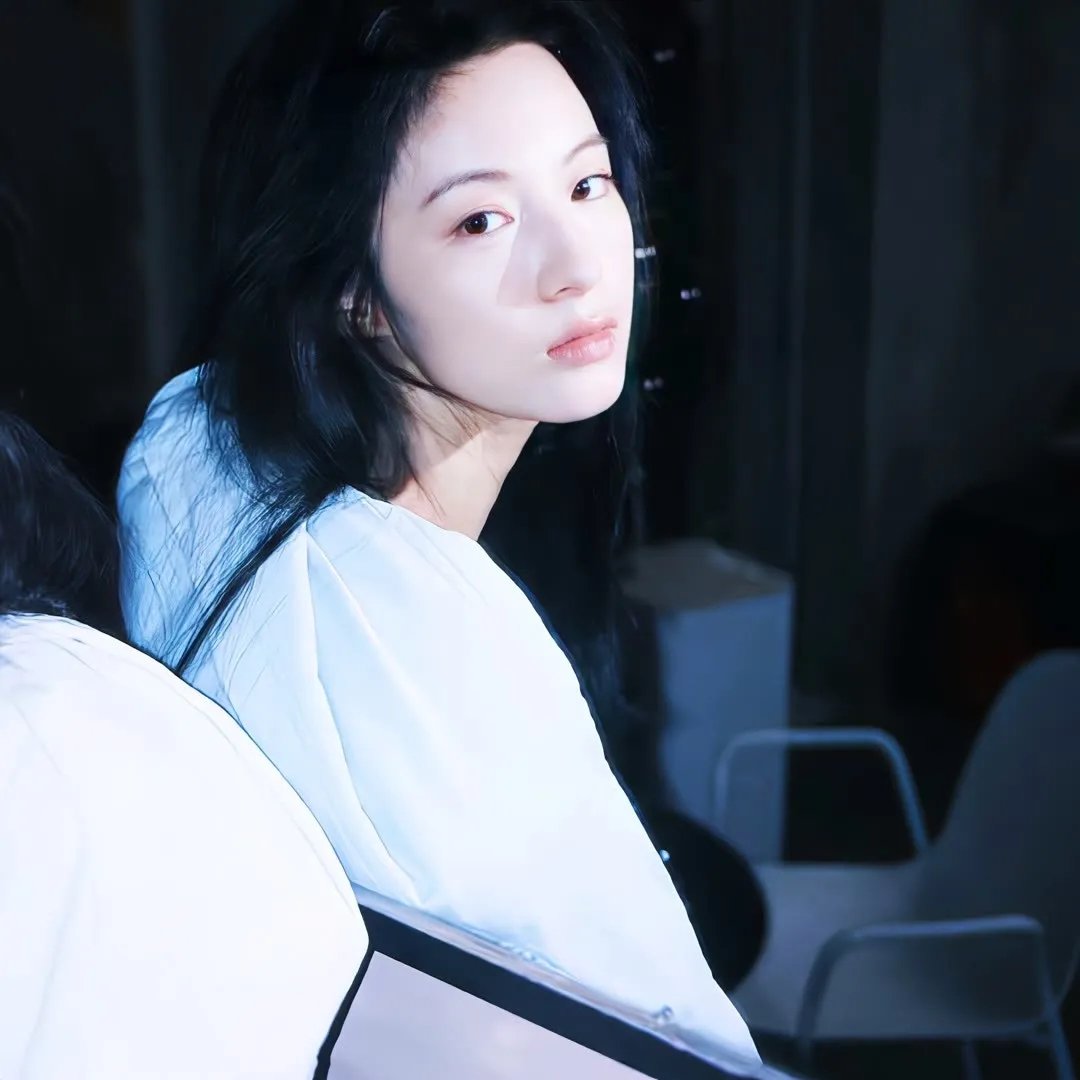 仰望星空的少年